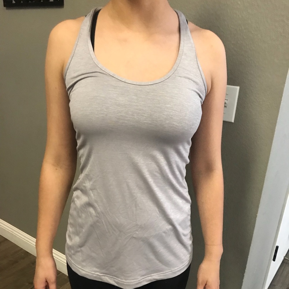 Lululemon grey tank